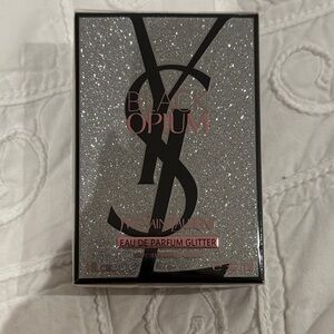 Yves Saint Laurent Black Opium Glitter Edition